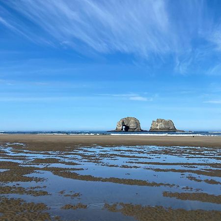 Rockaway Beach Vibes,Waterfront Oceanfront Rockaway Beach House Near Downtown,Wifi, Washer Dryer Exterior photo