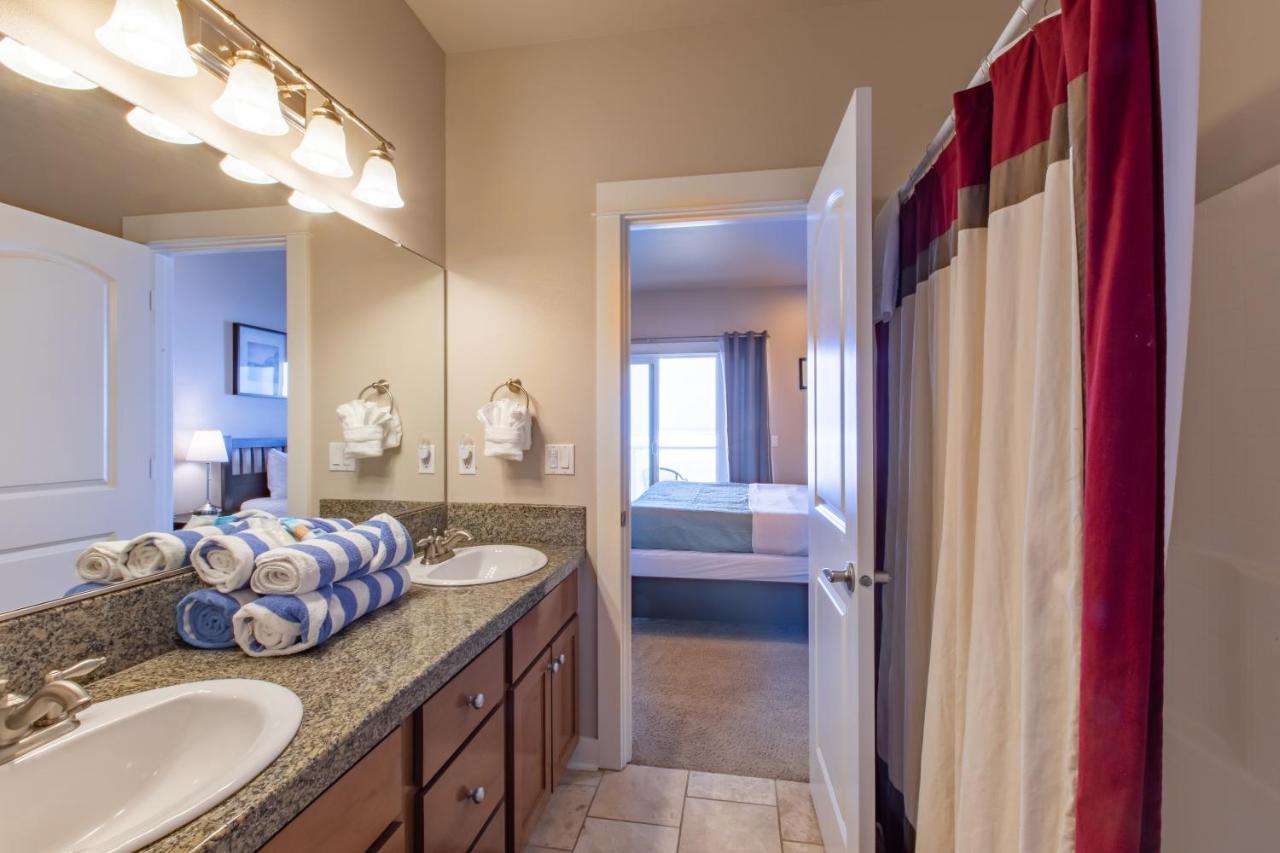 Rockaway Beach Vibes,Waterfront Oceanfront Rockaway Beach House Near Downtown,Wifi, Washer Dryer Exterior photo