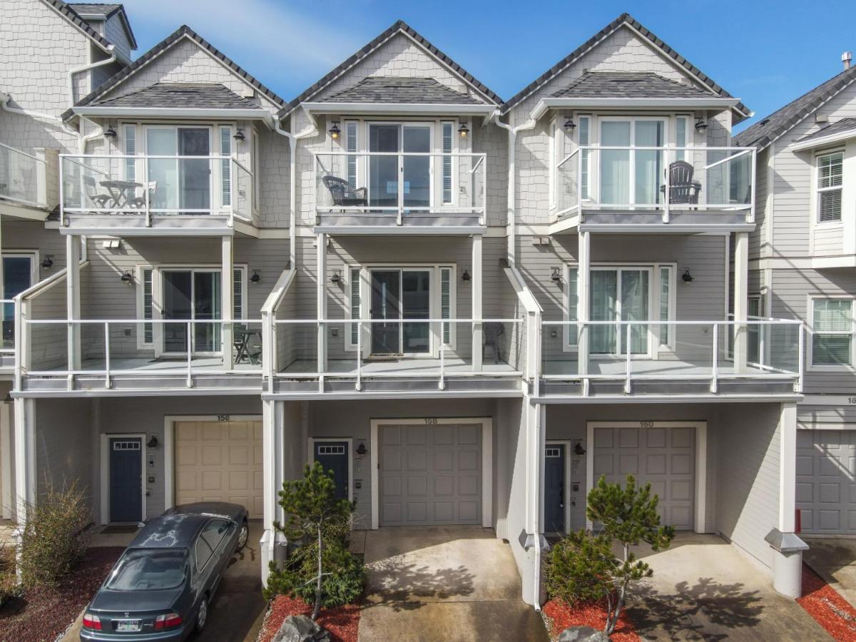 Rockaway Beach Vibes,Waterfront Oceanfront Rockaway Beach House Near Downtown,Wifi, Washer Dryer Exterior photo